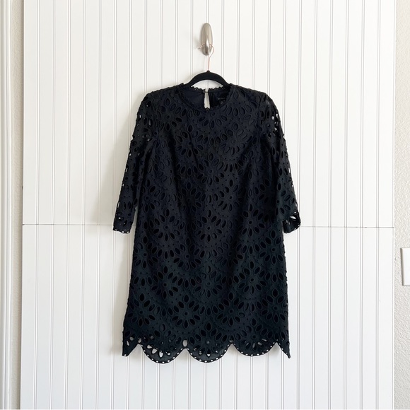 Ann Taylor Size 0 Eyelet Black Shift Dress - Picture 2 of 5